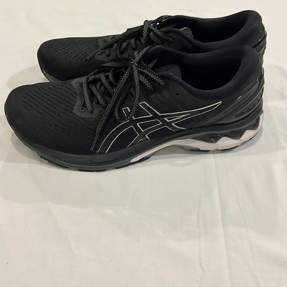 Mens Asics Athletic Shoes | Black | 11 - Picture 2 of 5